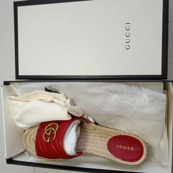 NEW GUCCI GG MARMONT MATELASSE LEATHER ESPADRILLE SANDALS RED/GOLD SZ 37 - Picture 16 of 16